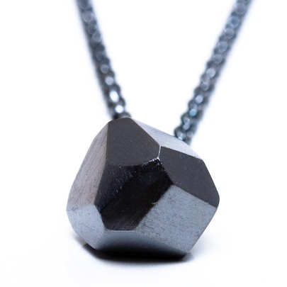Facet Black Apple Necklace
