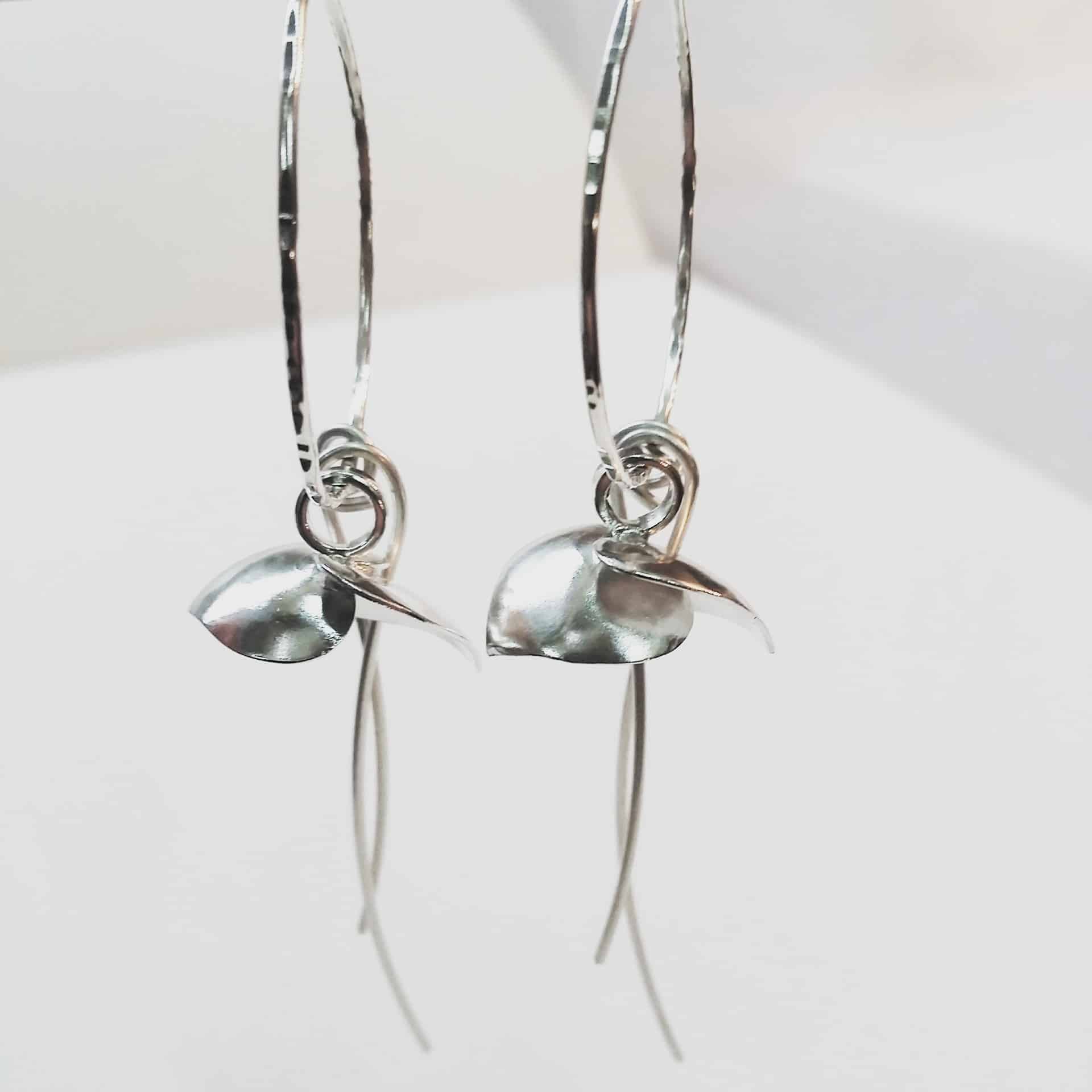 Soul in Link Petal Hoops