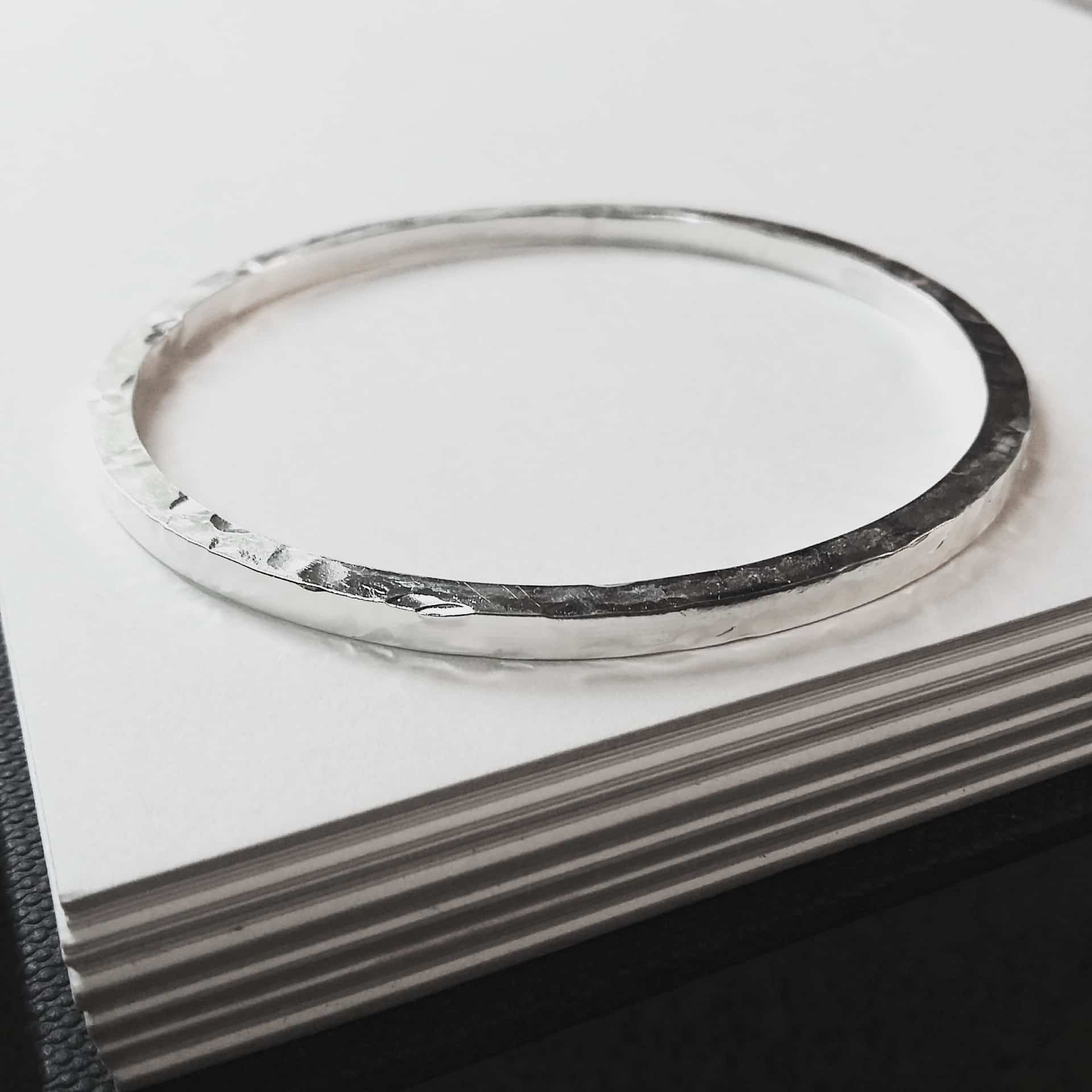 Beaten Track Breeze Square Bangle