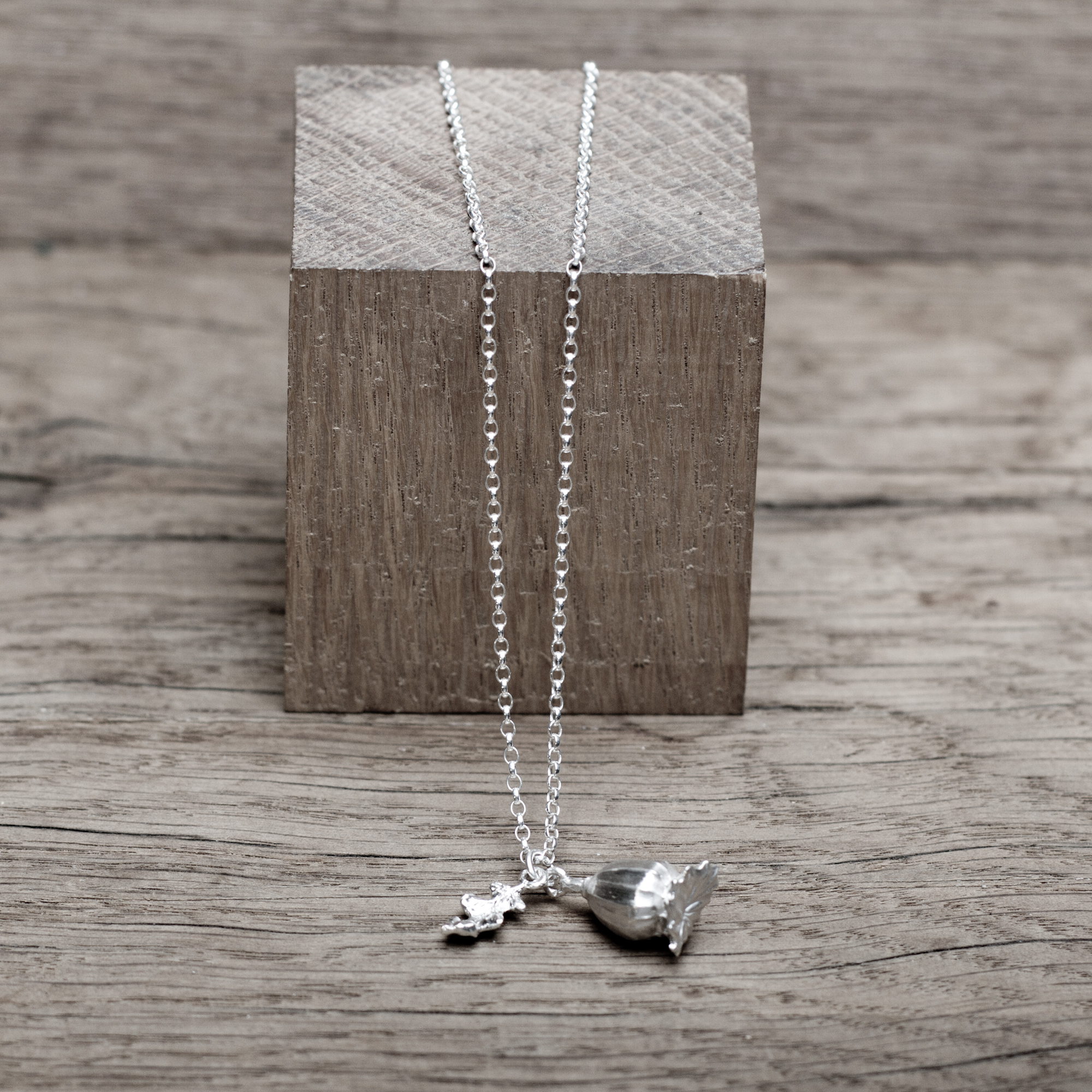 Scatter Seeds with Leaf Necklace
