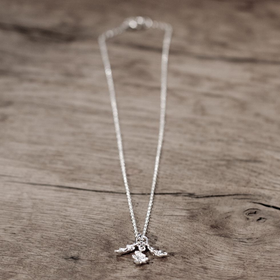 Whispering Necklace