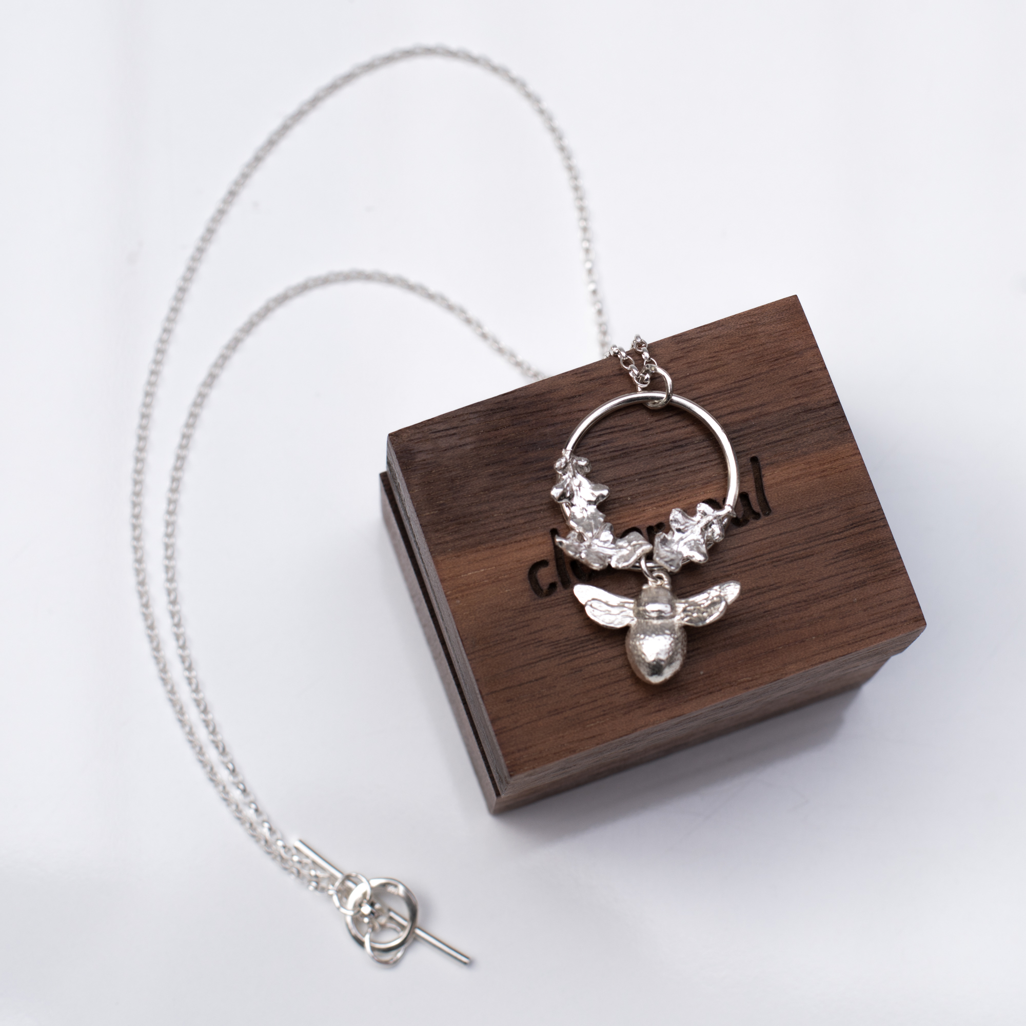 Garland Bee Necklace