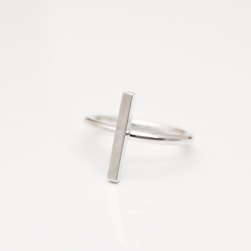 Vertical Bar Ring