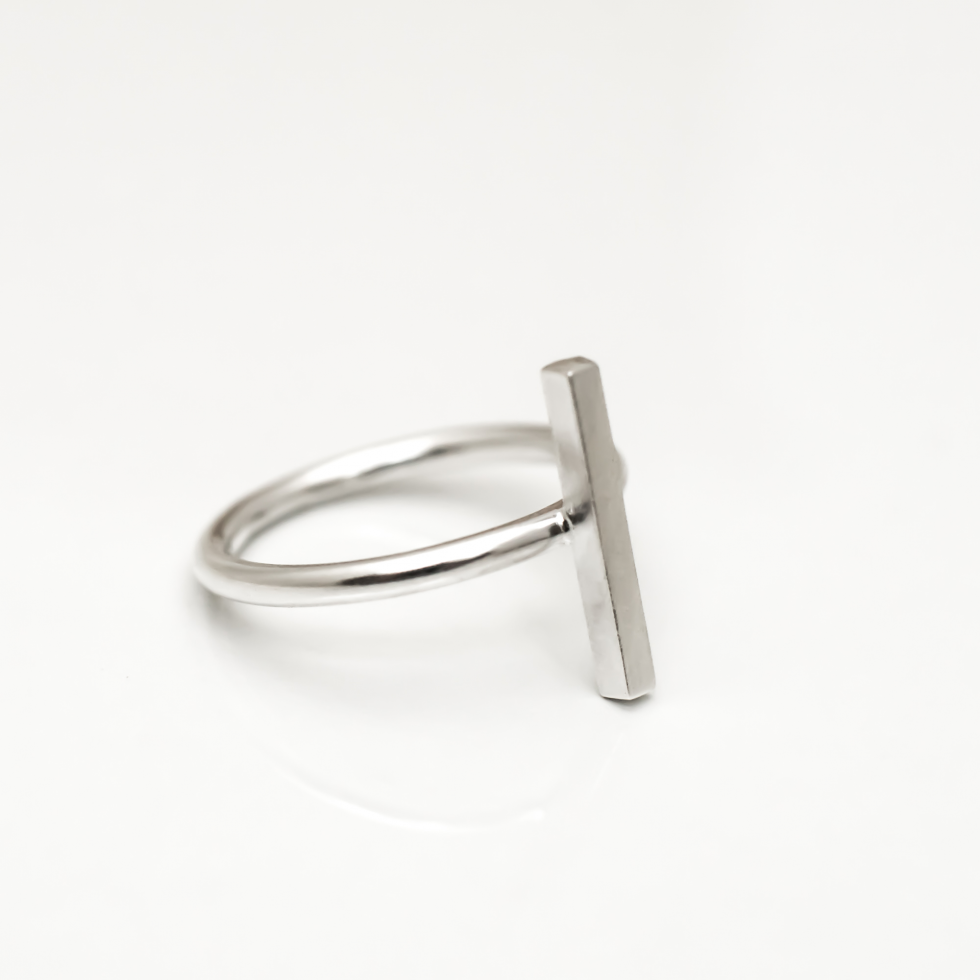 Vertical Bar Ring