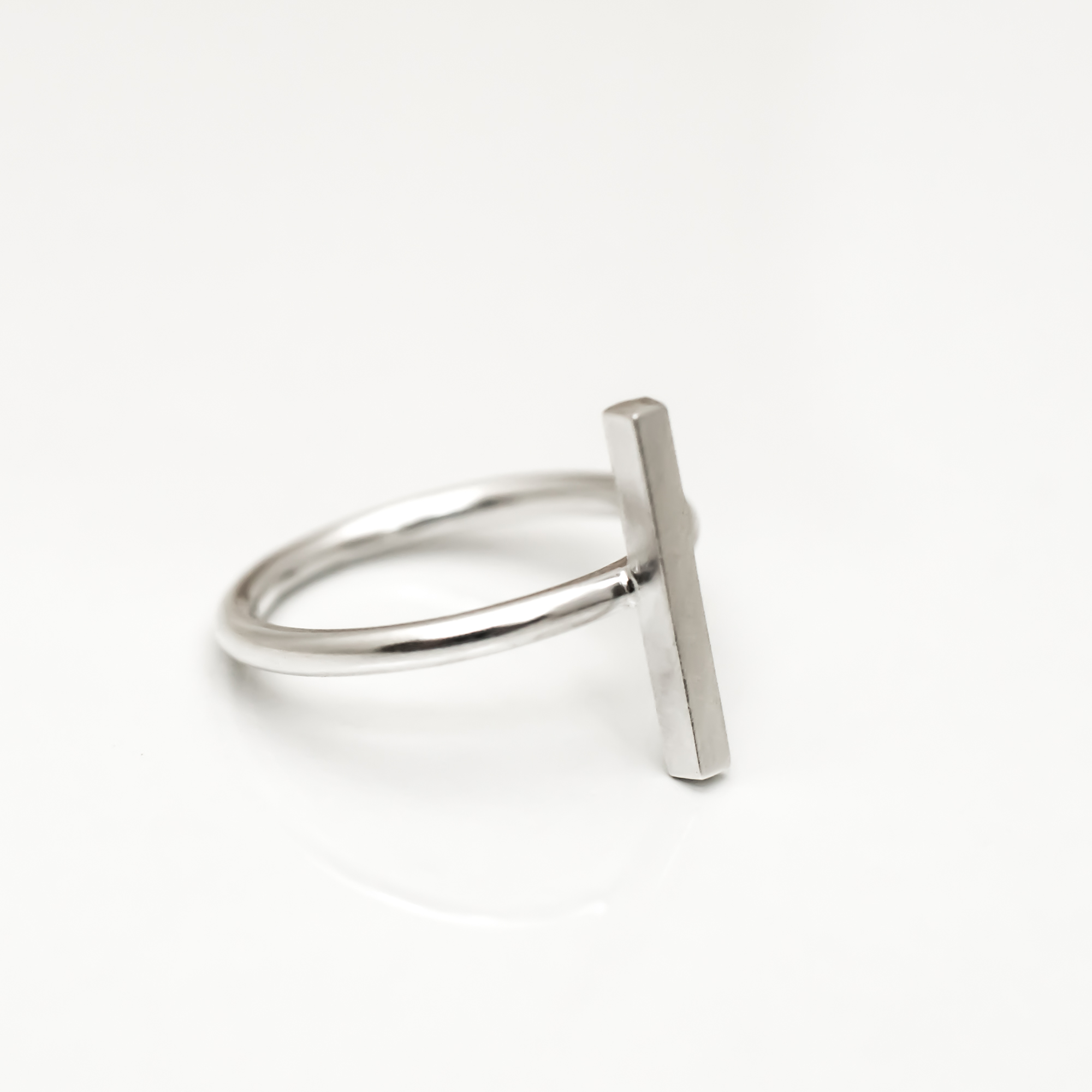 Vertical Bar Ring