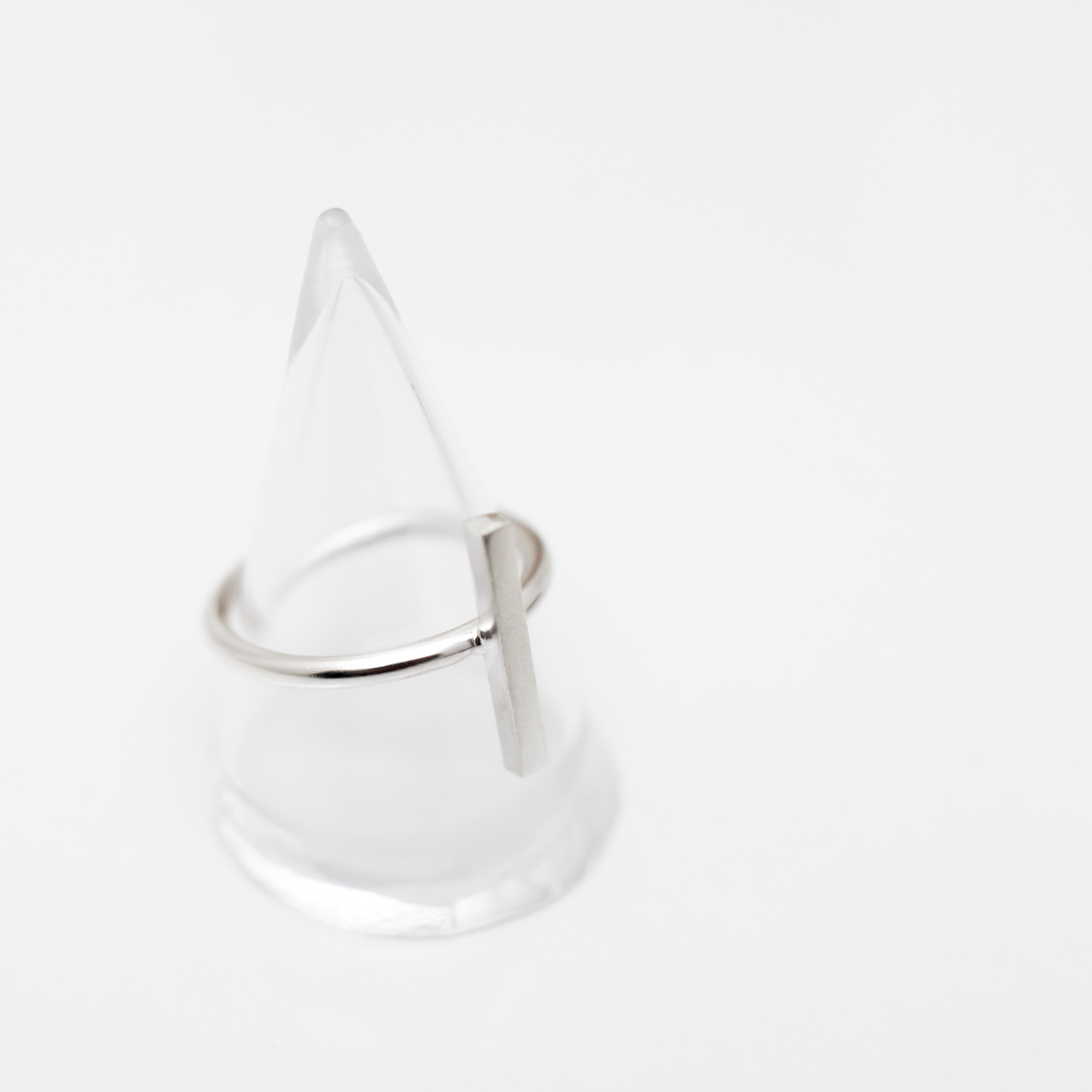 Vertical Bar Ring