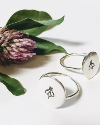 Bee Signet Ring