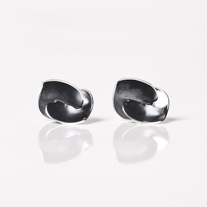 Soul in Link petite oxidised stud earrings