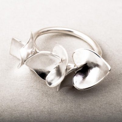 Soul in Link Trio Ring