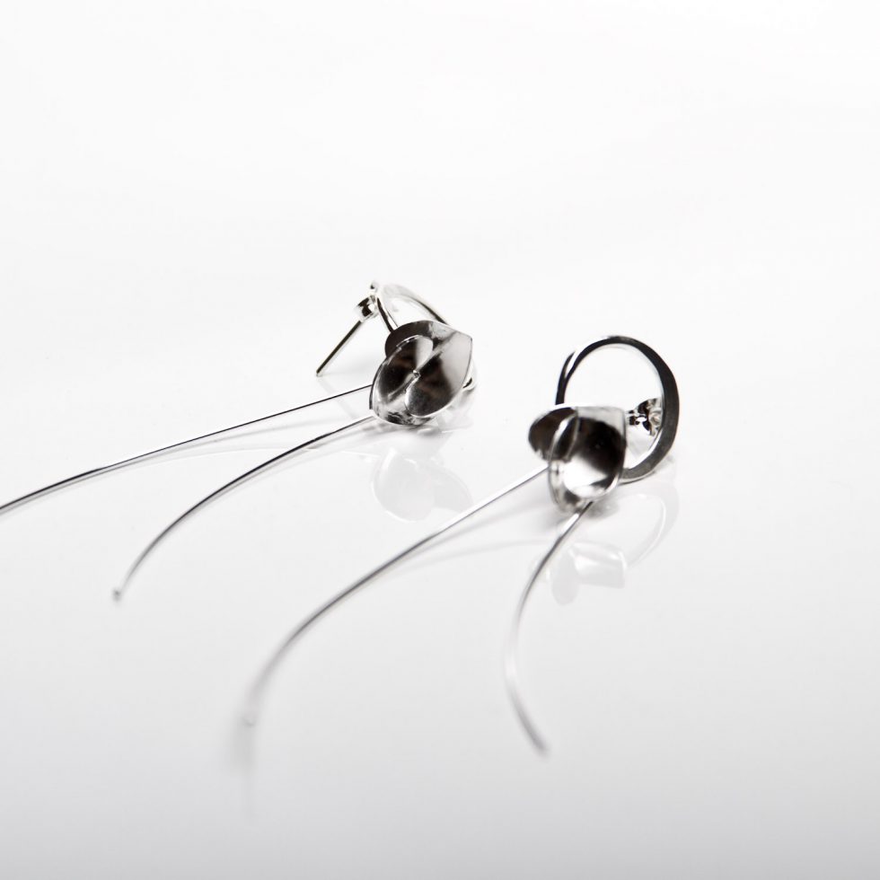Soul in Link Droplet Earrings
