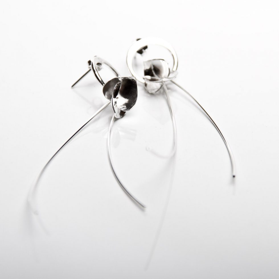 Soul in Link Droplet Earrings