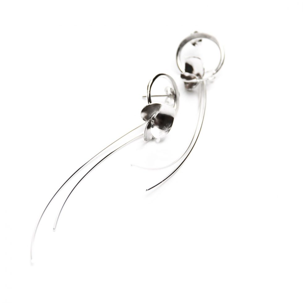 Soul in Link Droplet Earrings
