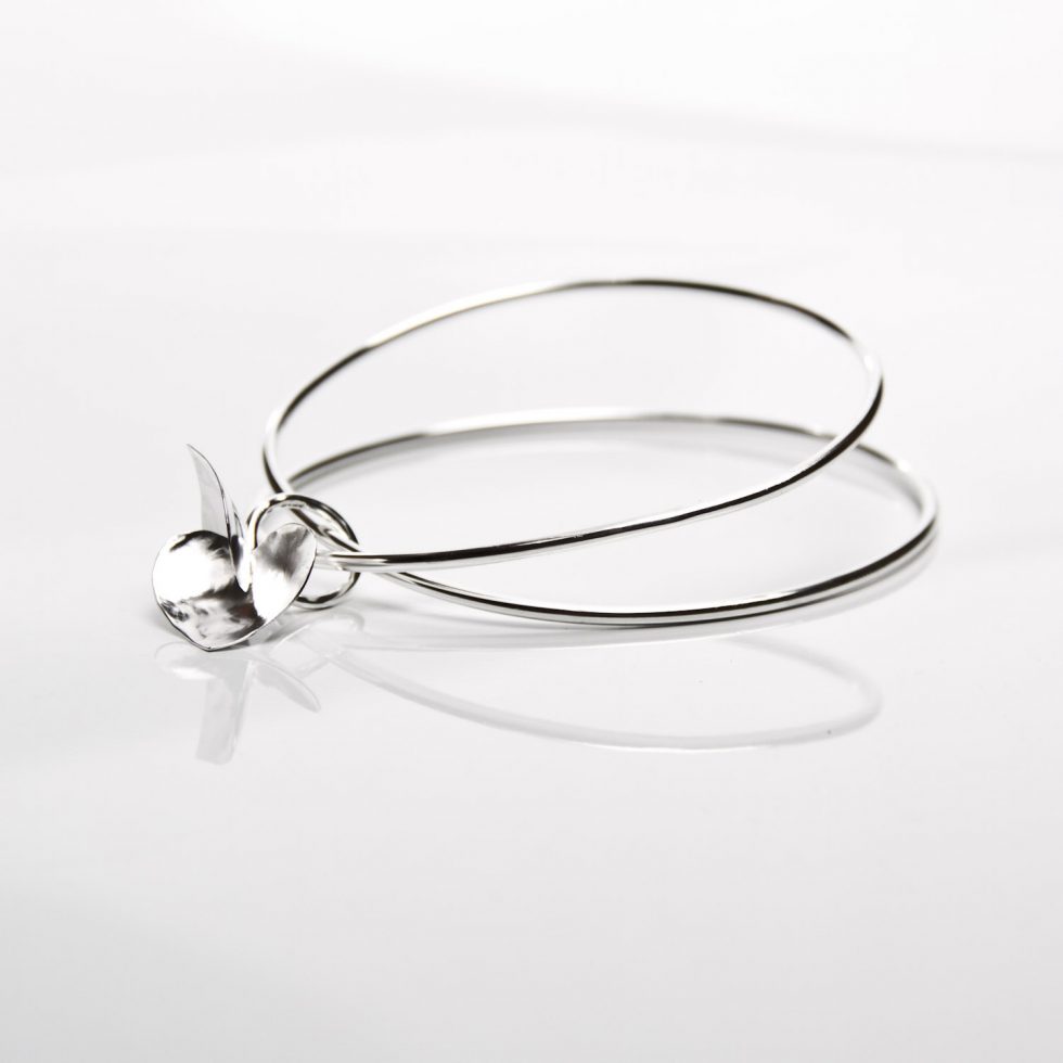 Soul in Link Spring Bangle