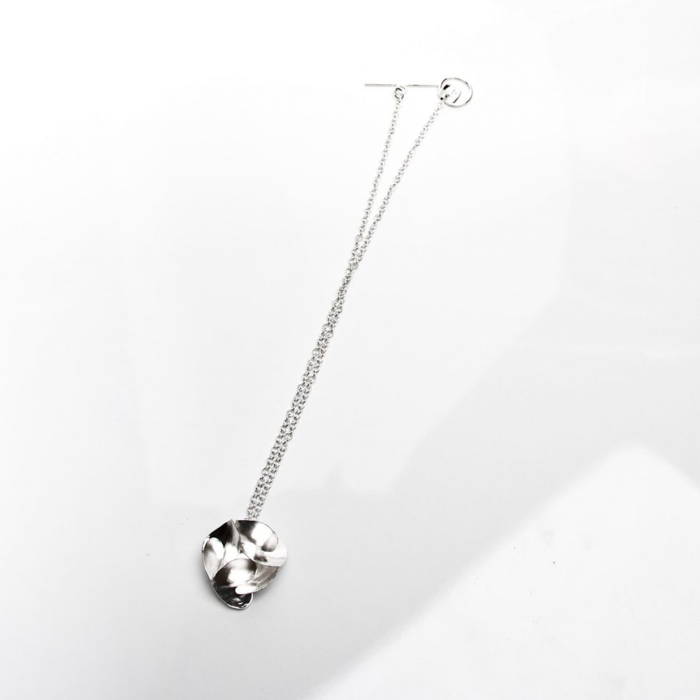 Soul in Link Peony Necklace