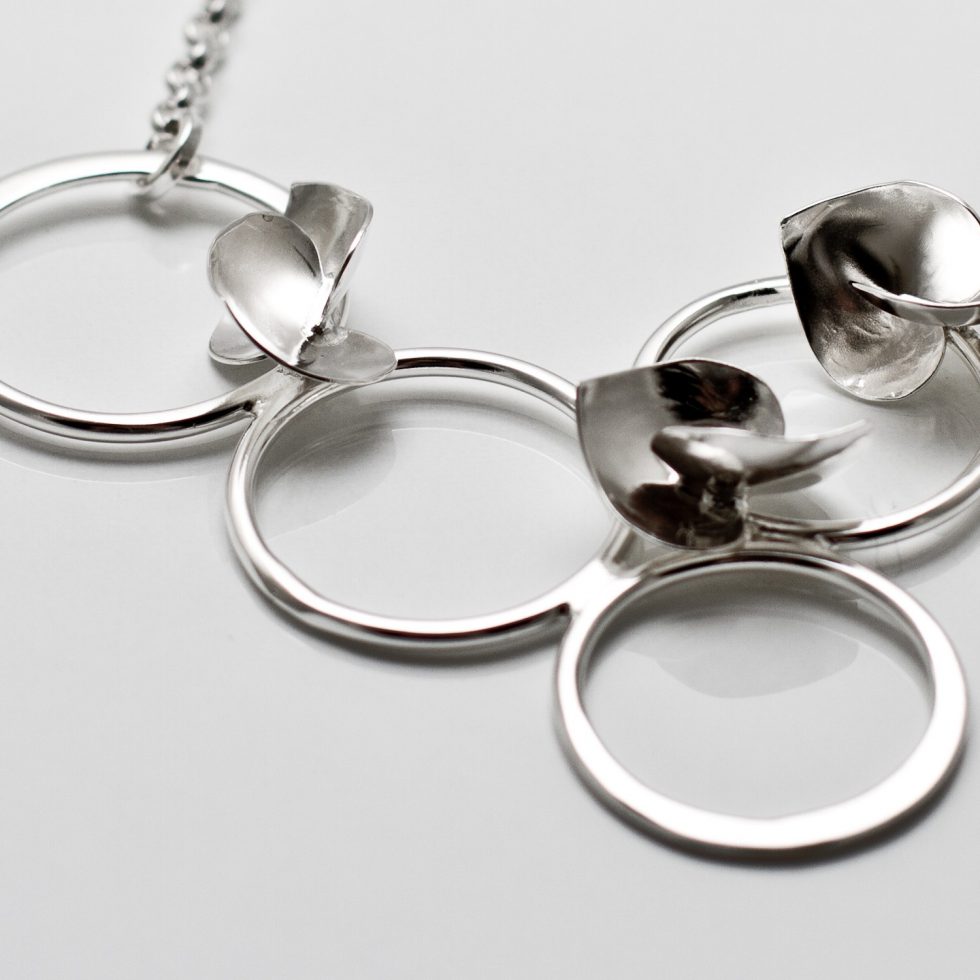 Soul in Link Necklace