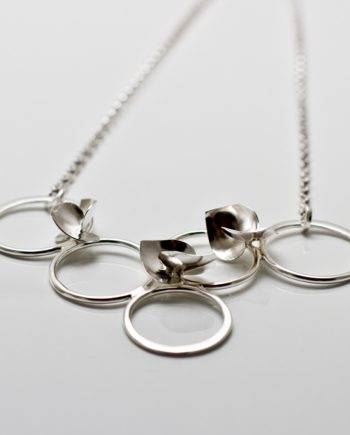 Soul in Link Necklace