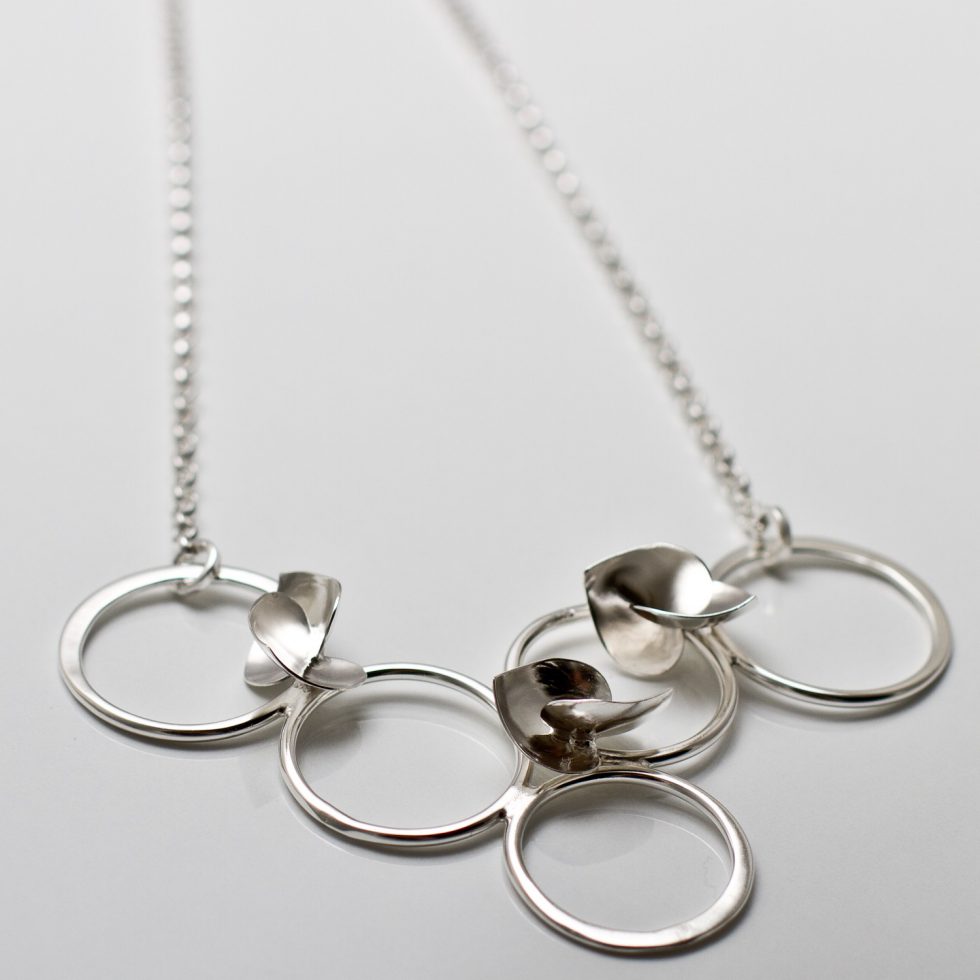 Soul in Link Necklace