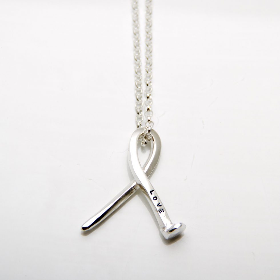 Love nail and I Ribbon Necklace