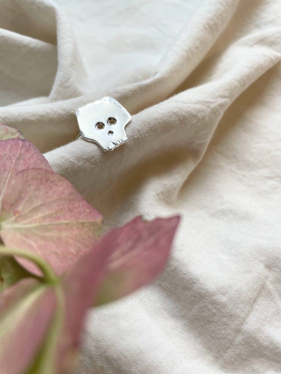 Silver Skull Ring